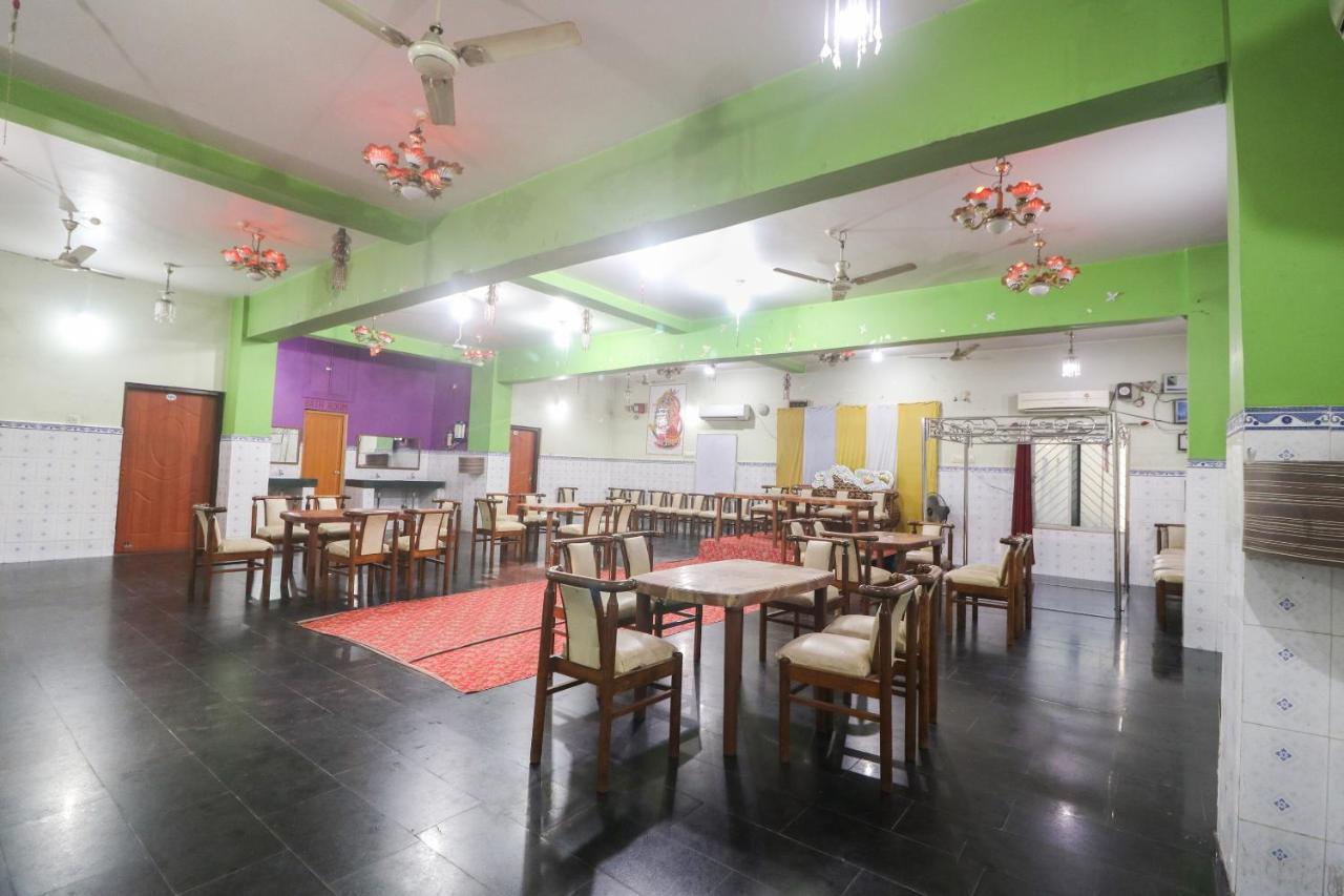 สปอต ออน 65043 โฮเต็ล กาลิงคา พาเลซ Hotel Kendrapara ภายนอก รูปภาพ